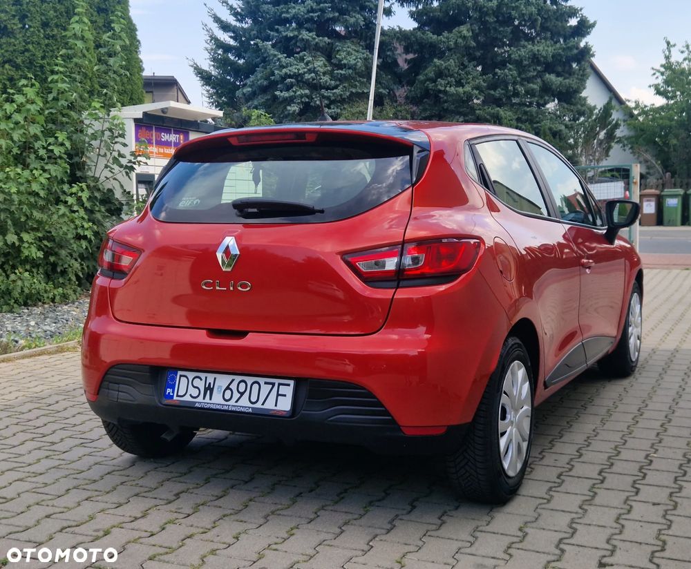 Renault Clio 1.2 16V 75 Experience - 4