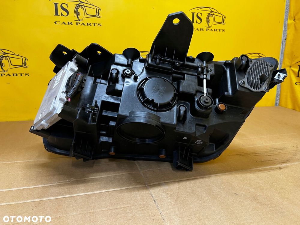 KOMPLET LAMPY REFLEKTORY PRZÓD FULL LED GENESIS GV70 EUROPA - 7