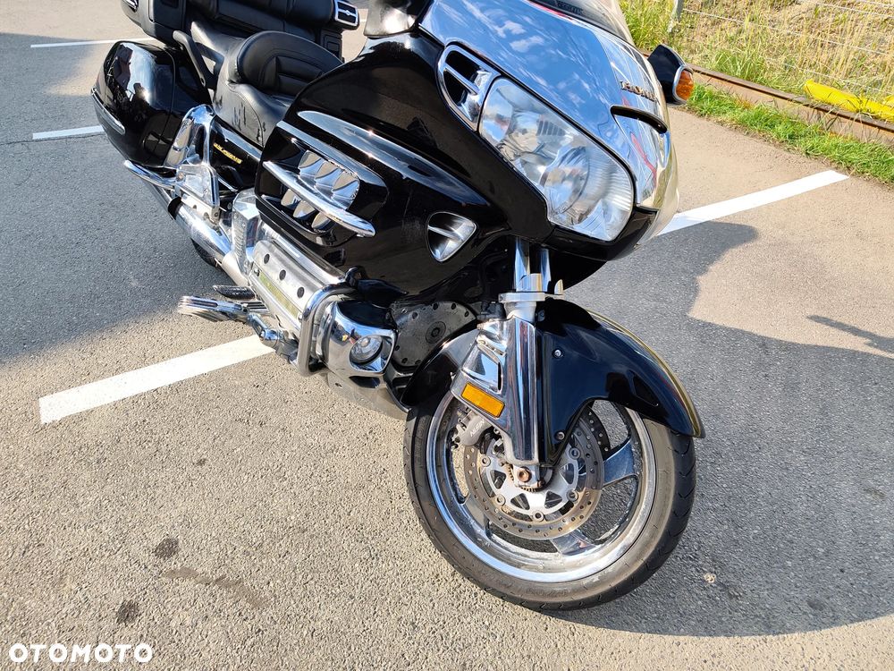 Honda GL - 4
