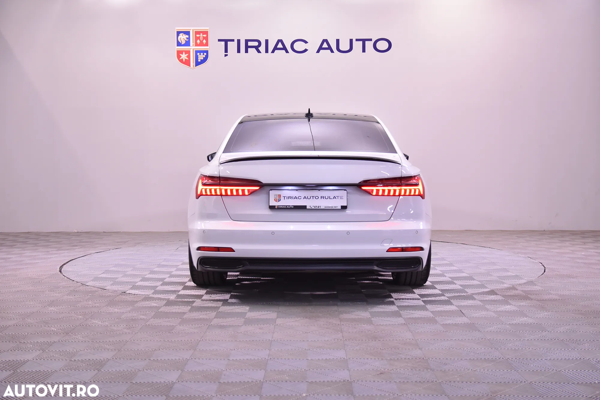 Audi A6 55 TFSI quattro S tronic S line - 4