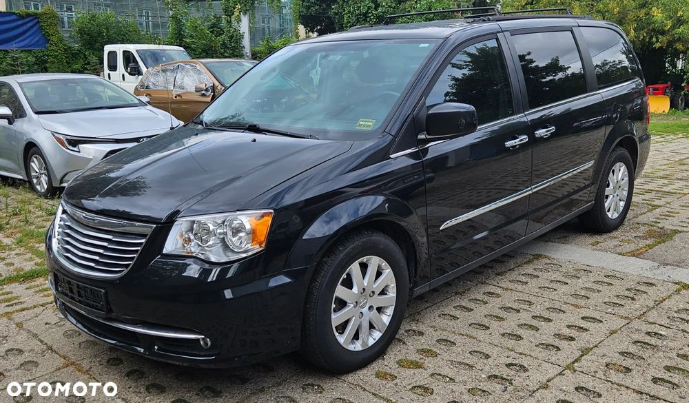 Chrysler Town & Country 3.6 Touring - 1