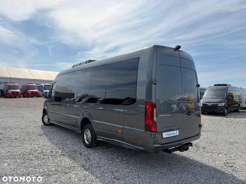 Mercedes-Benz Sprinter 519 - 7