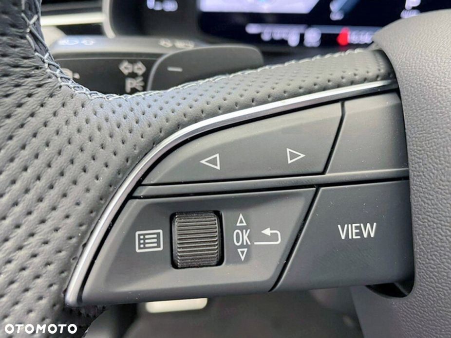 Audi Q8 - 10