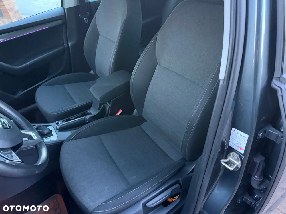 Skoda Octavia 1.6 TDI DSG Soleil - 27
