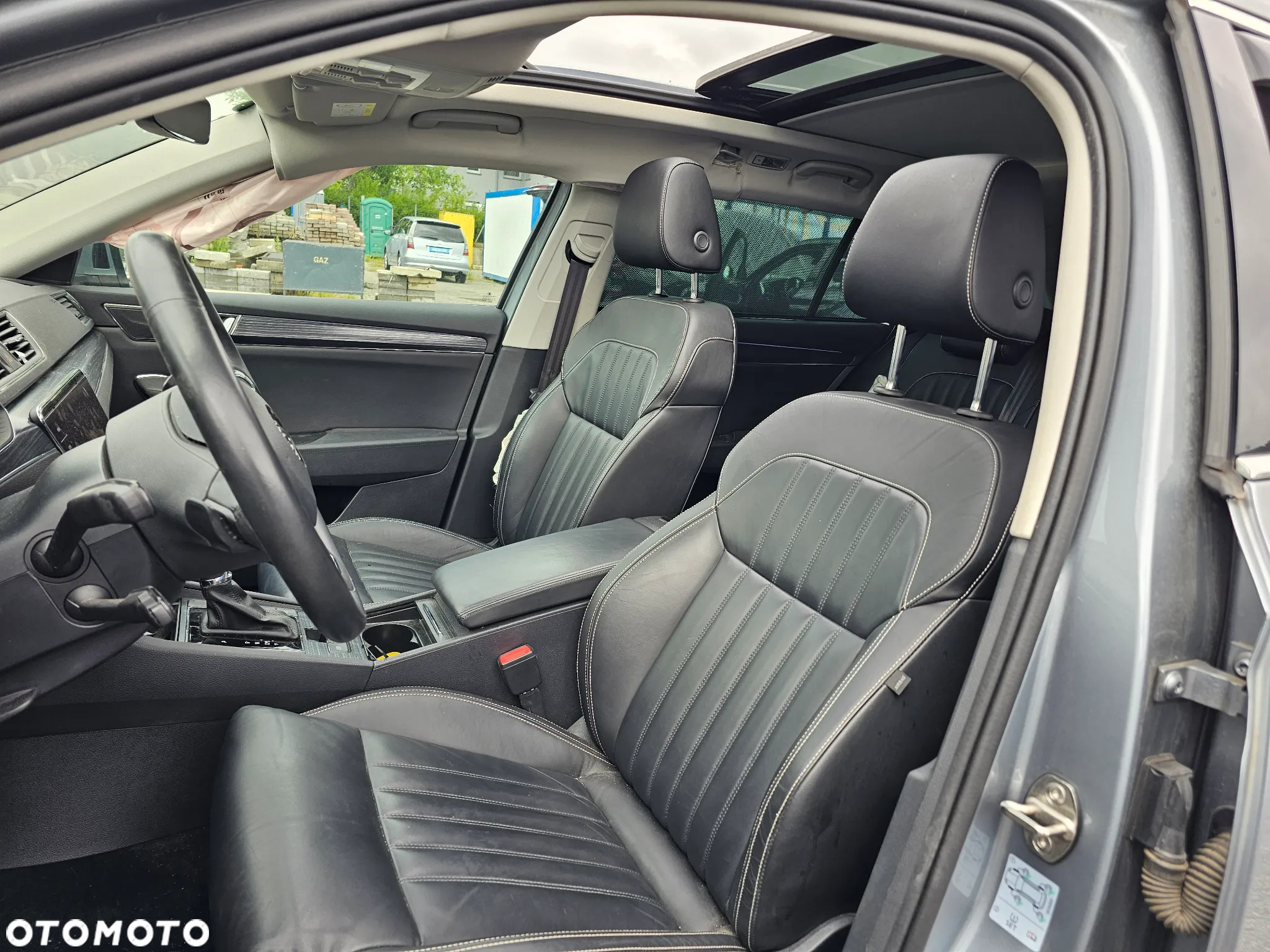 Skoda Superb 2.0 TDI DSG Style - 23