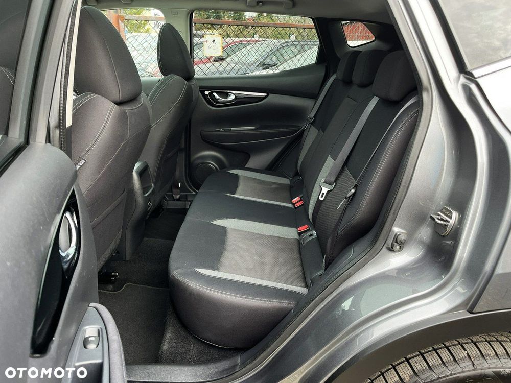 Nissan Qashqai 1.3 DIG-T Tekna - 32