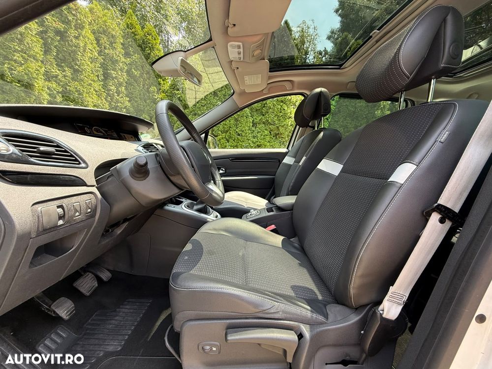 Renault Grand Scenic Energy dCi 130 Start & Stop Bose Edition - 12
