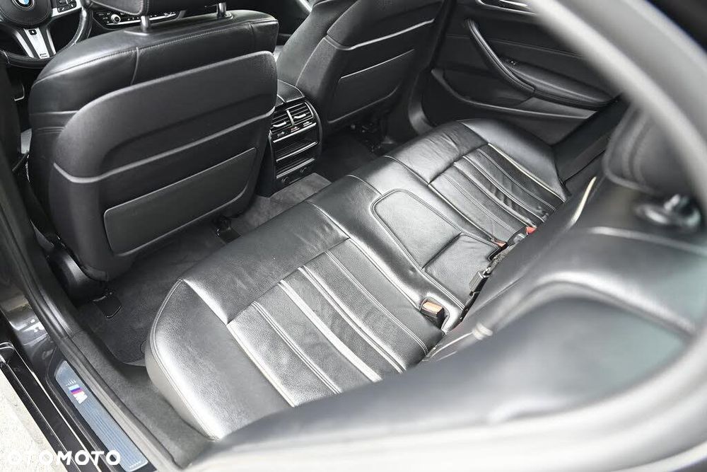 BMW Seria 5 540i xDrive M Sport sport - 18