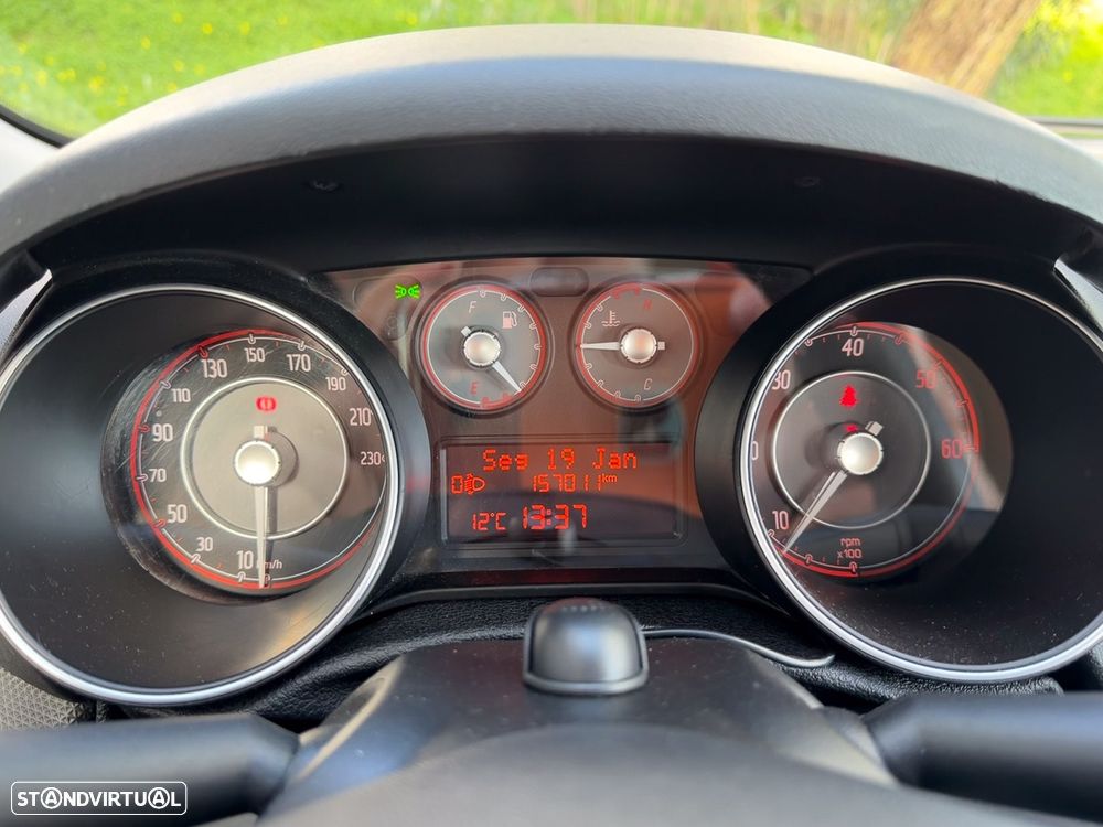 Fiat Punto 1.3 M-Jet Easy S&S - 23