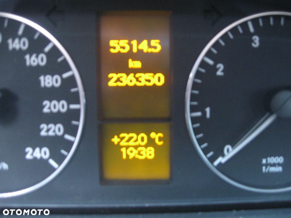 Mercedes-Benz Klasa A 180 BlueEfficiency - 13