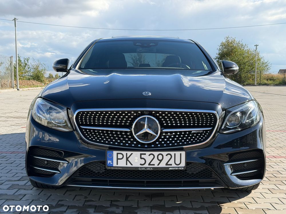 Mercedes-Benz E-Class 2019 photo 5