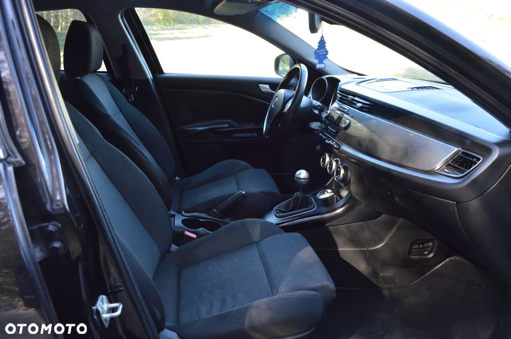 Alfa Romeo Giulietta 1.4 TB 16V Sport - 12