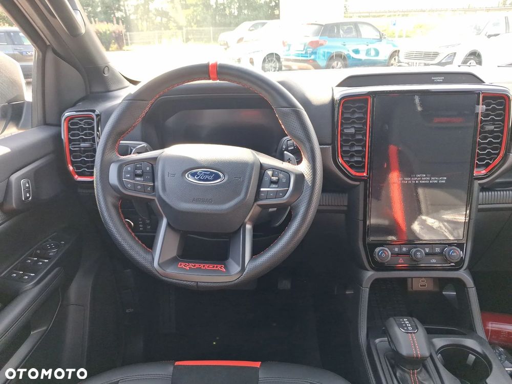 Ford RAPTOR - 24