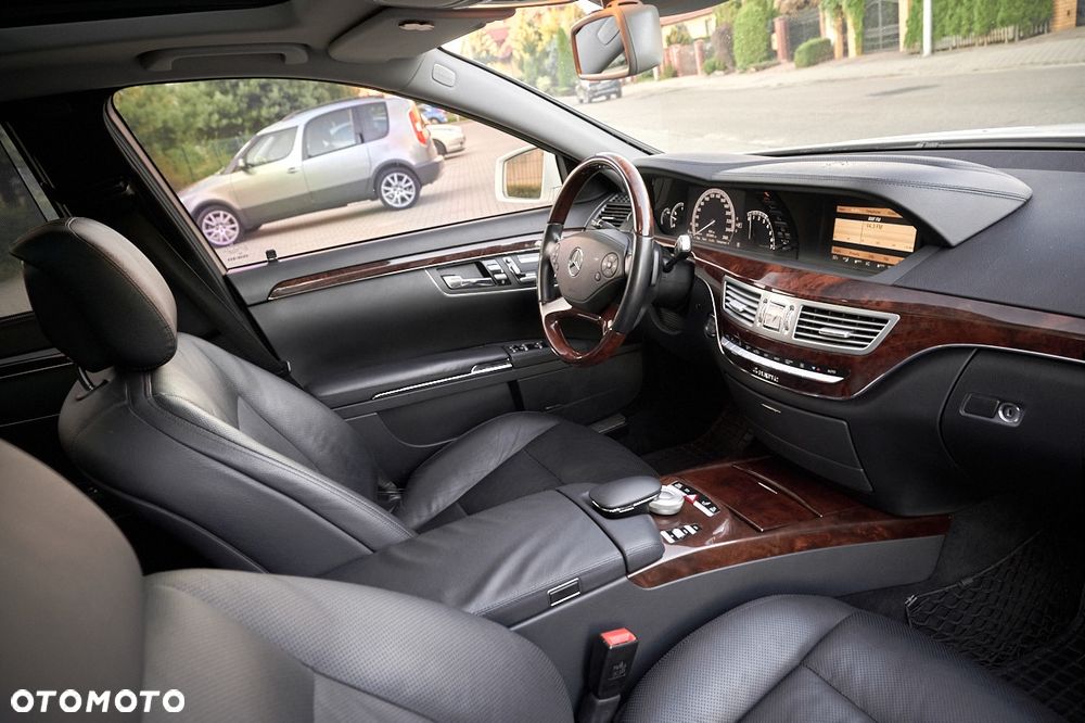 Mercedes-Benz Klasa S 500 L BlueEffICIENCY 4-Matic - 28