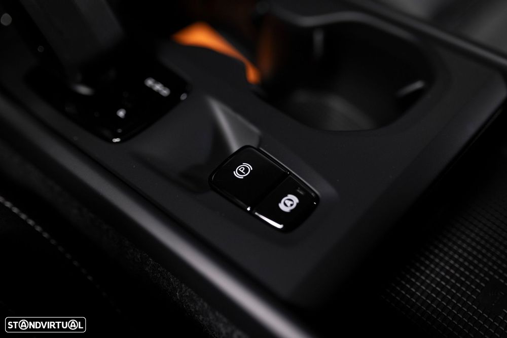 Volvo XC 40 - 31