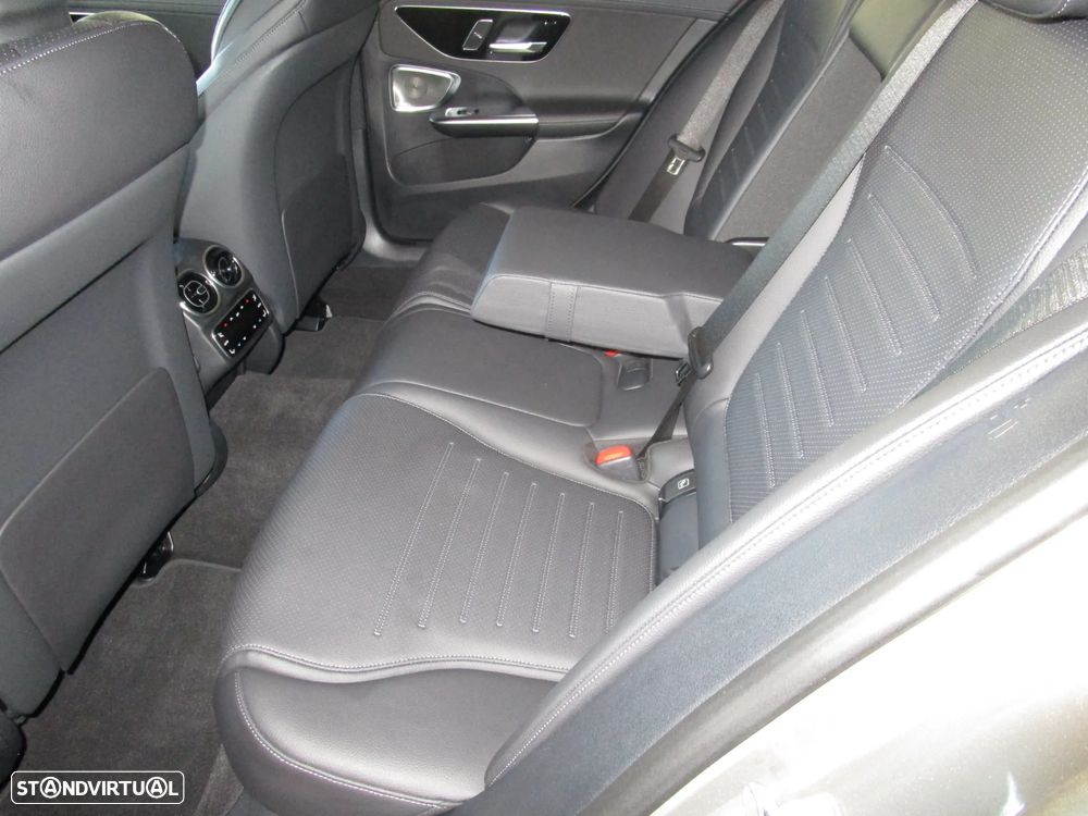 Mercedes-Benz C 300 - 16