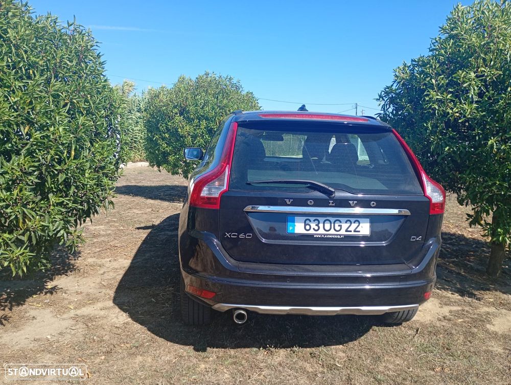 Volvo XC 60 2.0 D4 DRIVe - 4