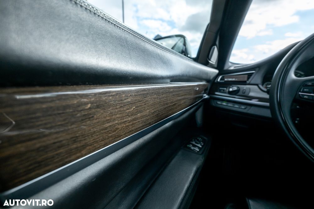 BMW Seria 7 730d xDrive - 11