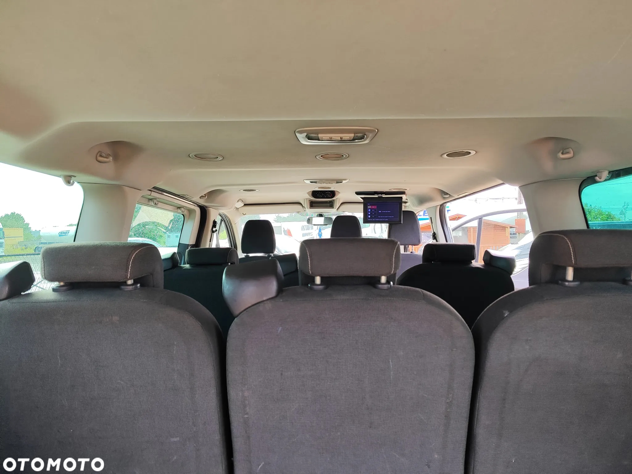 Ford Tourneo Custom - 18