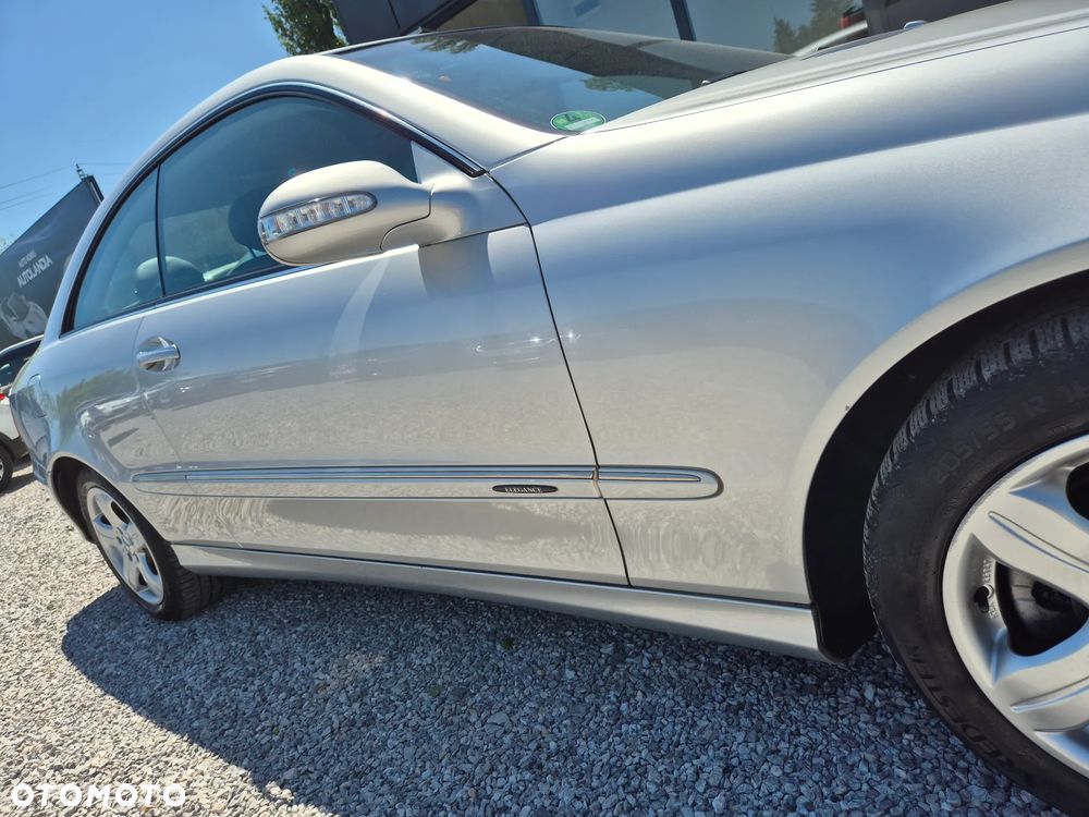Mercedes-Benz CLK 240 Avantgarde - 21