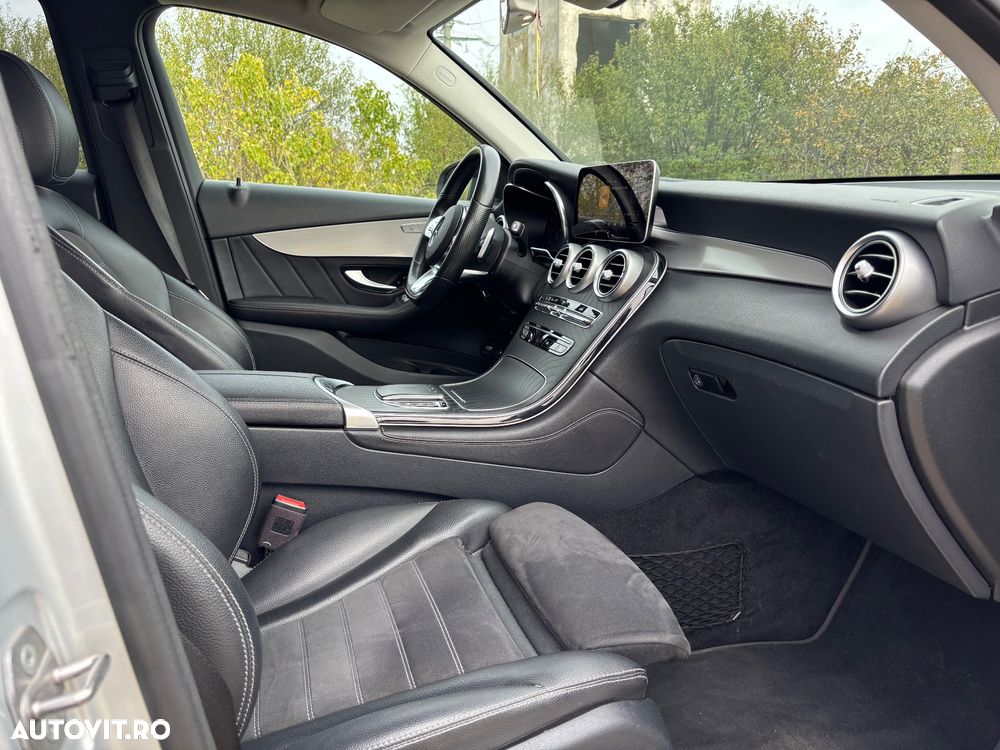 Mercedes-Benz GLC 300 e 4MATIC - 8