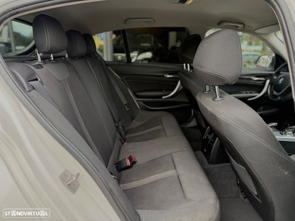 BMW 116 d EfficientDynamics Edition Urban Line - 10