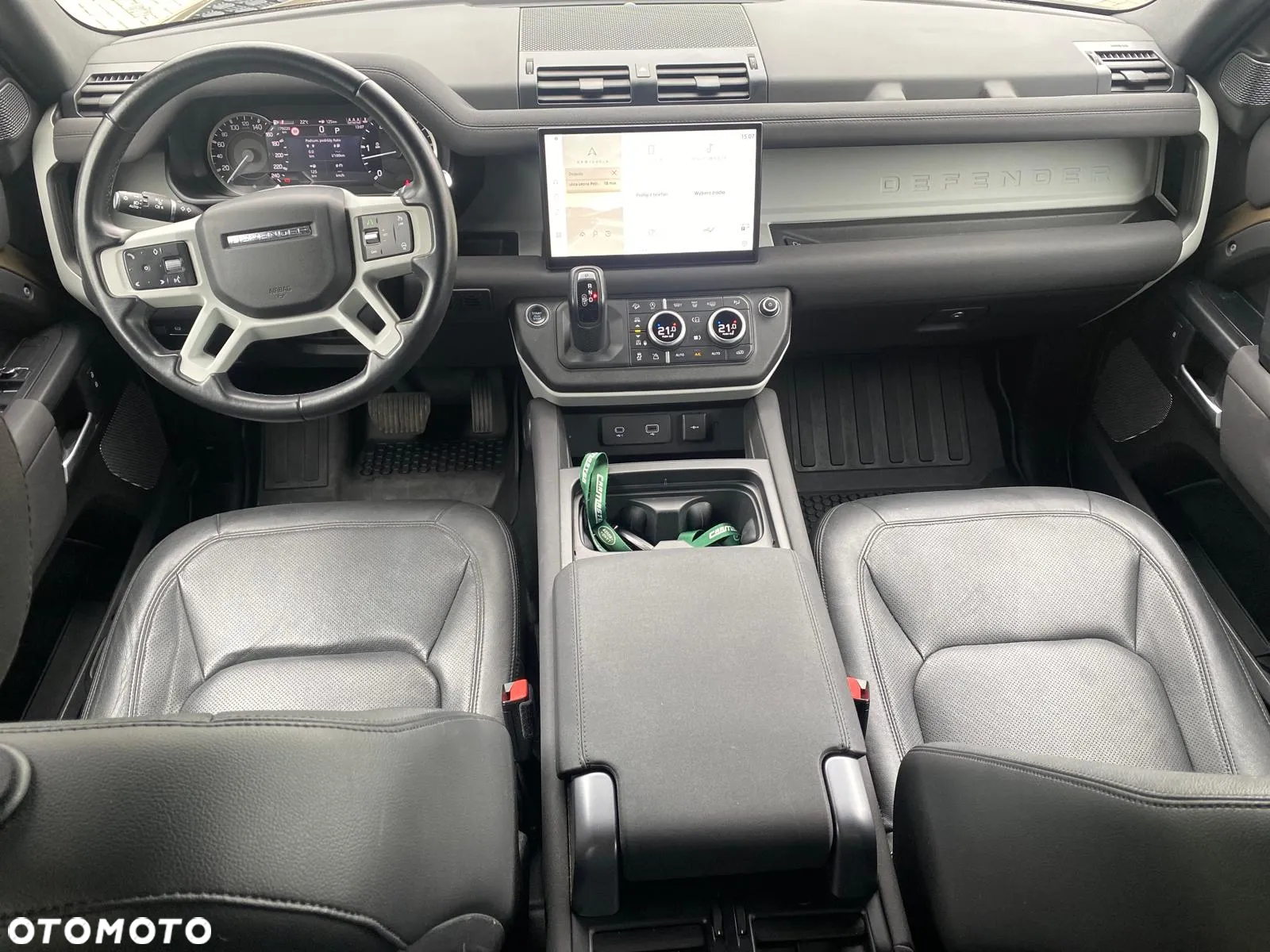 Land Rover Defender 110 3.0 D250 mHEV S - 10