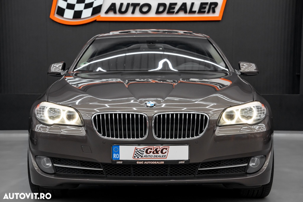 BMW Seria 5 520d - 22