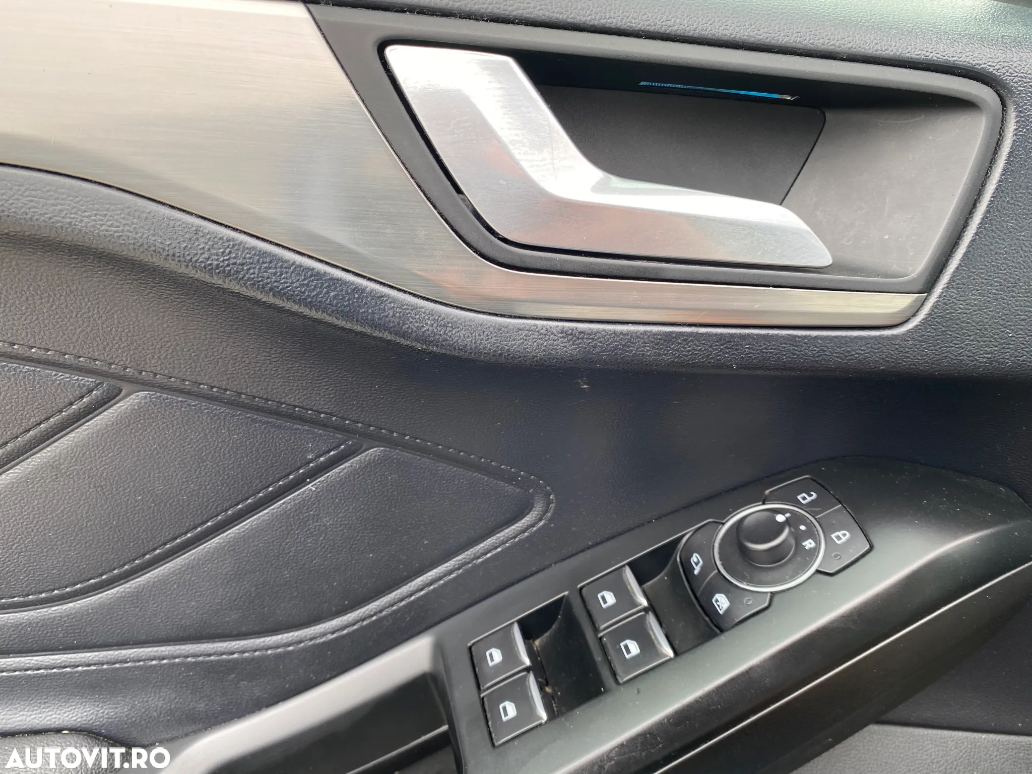 Ford Focus 1.5 EcoBlue Titanium - 11