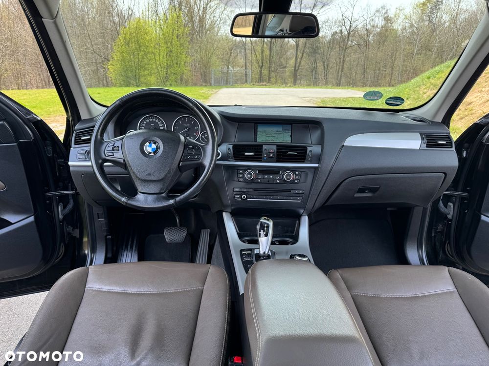 BMW X3 xDrive20d - 27
