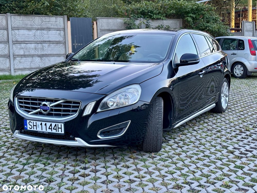 Volvo V60 D3 Momentum - 1