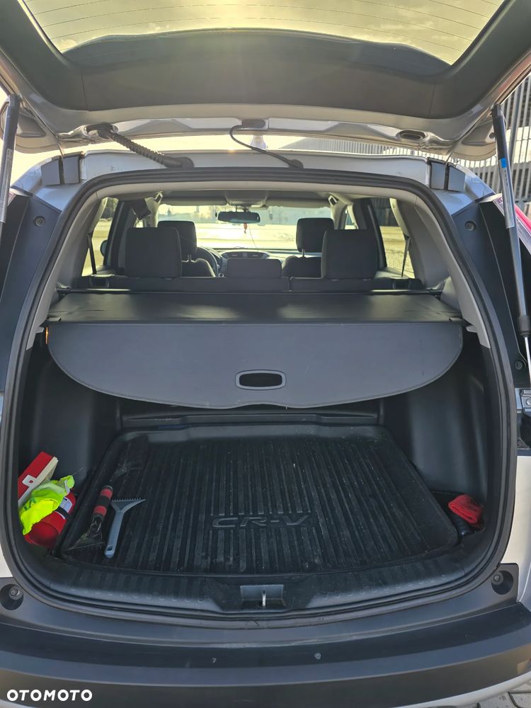 Honda CR-V 1.5 Elegance (Honda Connect+) CVT - 12