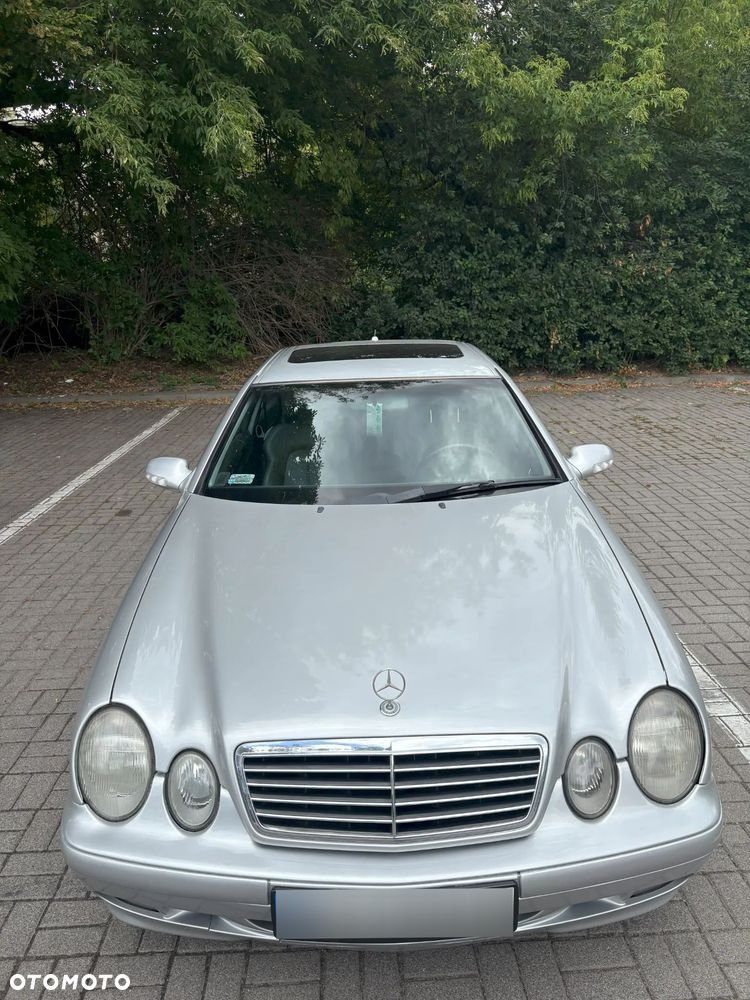 Mercedes-Benz CLK - 7