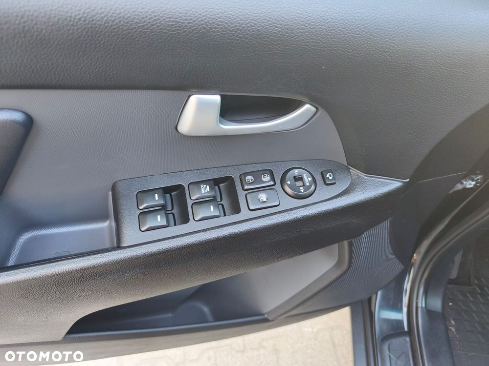 Kia Sportage 1.6 GDI L 2WD - 11