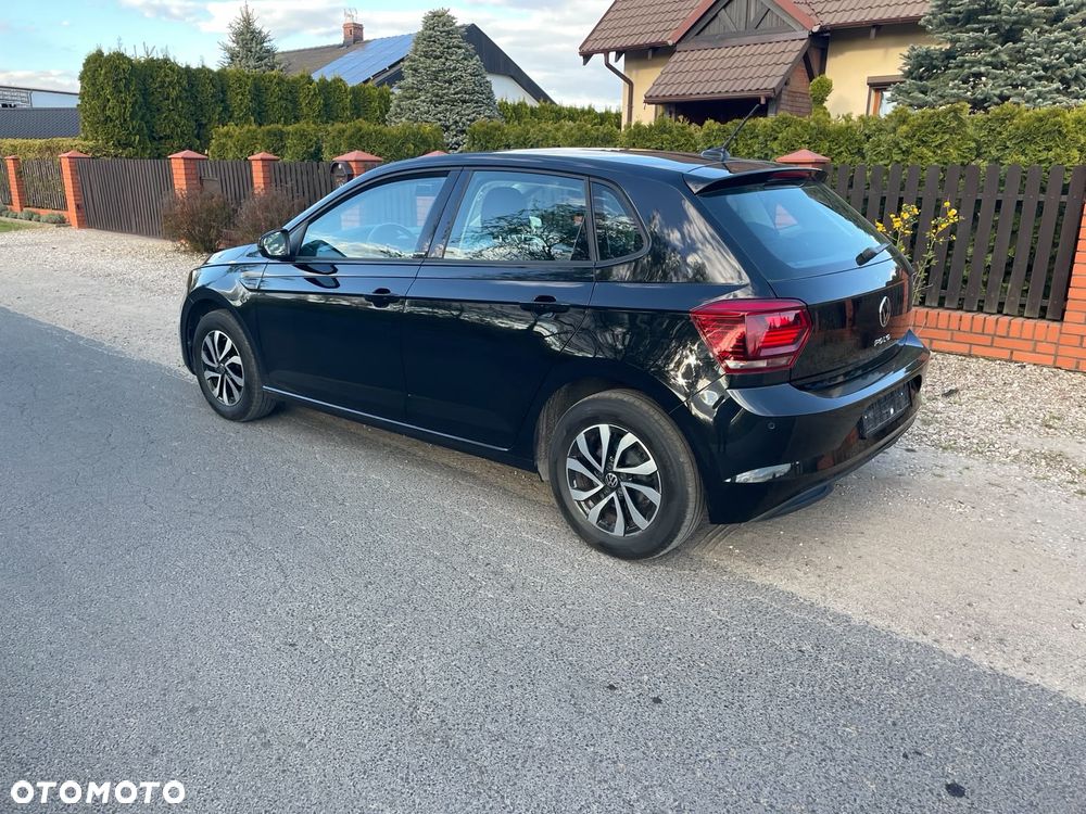 Volkswagen Polo - 13