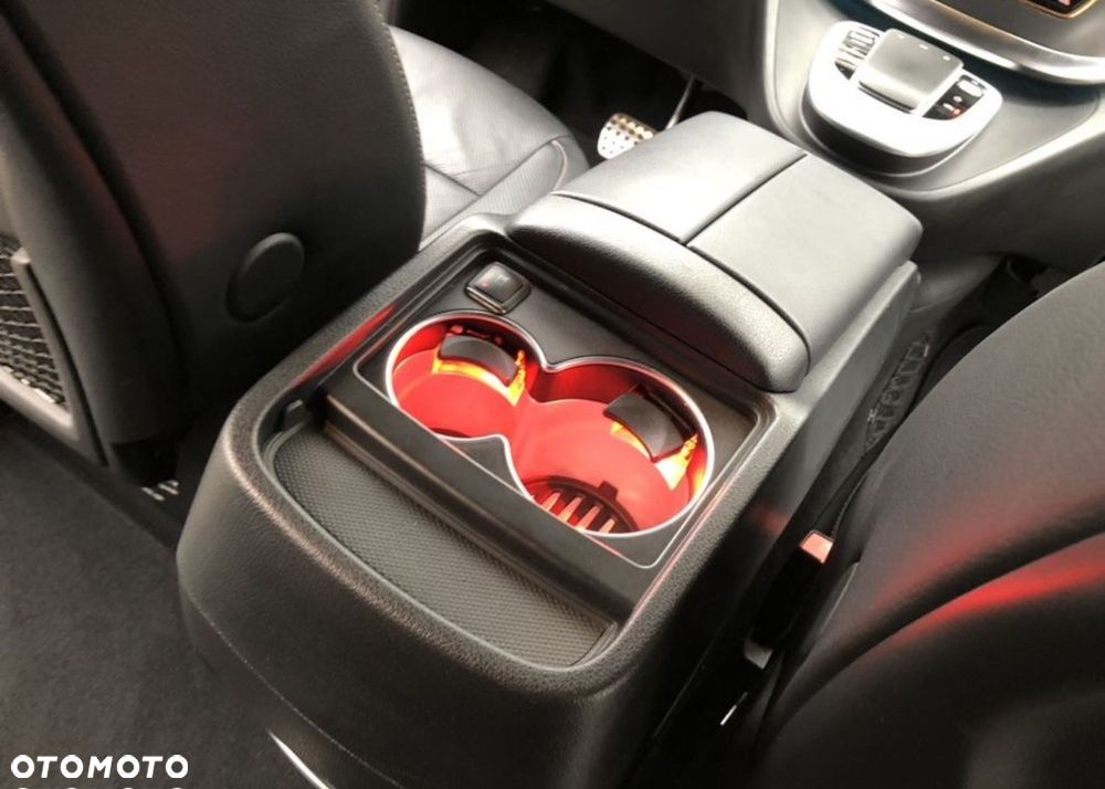 Mercedes-Benz EQV - 33