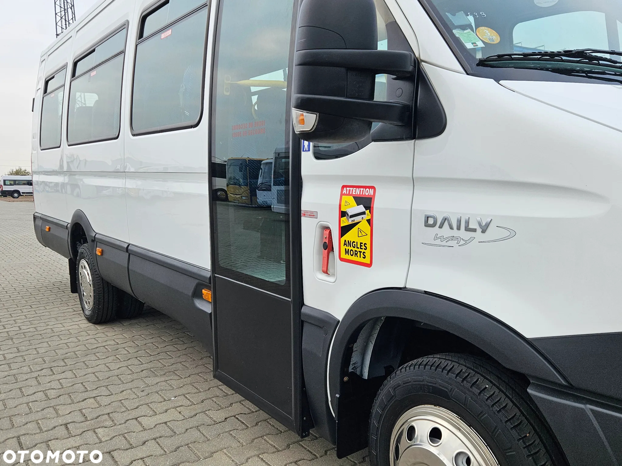 Iveco A50C17 / SPROWADZONE Z FRANCJI / 23 MIEJSCA + STOJACE / EEV - 17