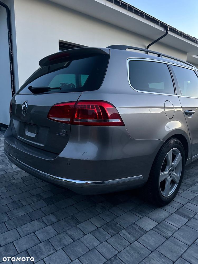 Volkswagen Passat 1.6 TDI BlueMotion Technology Comfortline - 13