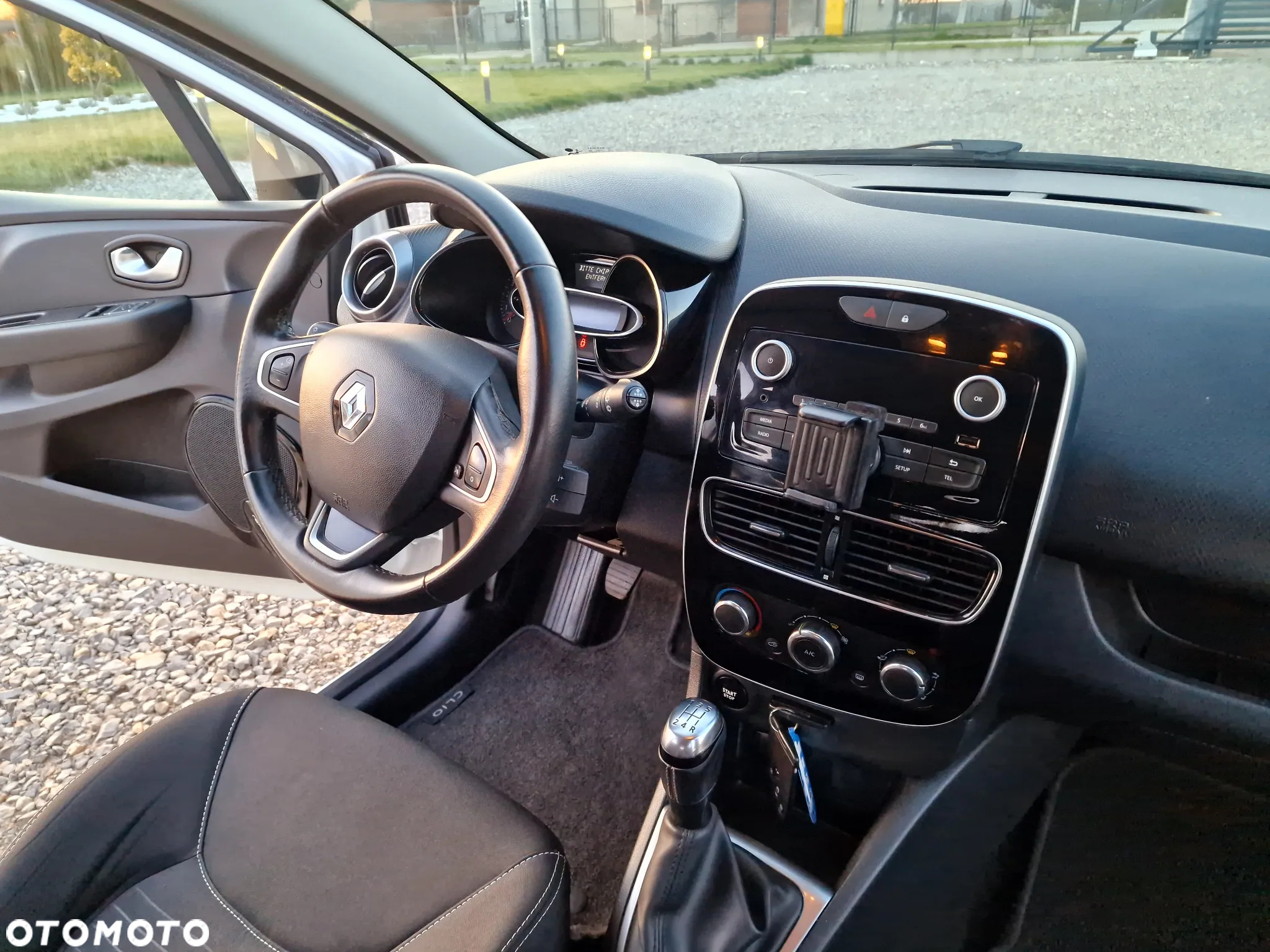 Renault Clio 1.2 16V Limited - 7
