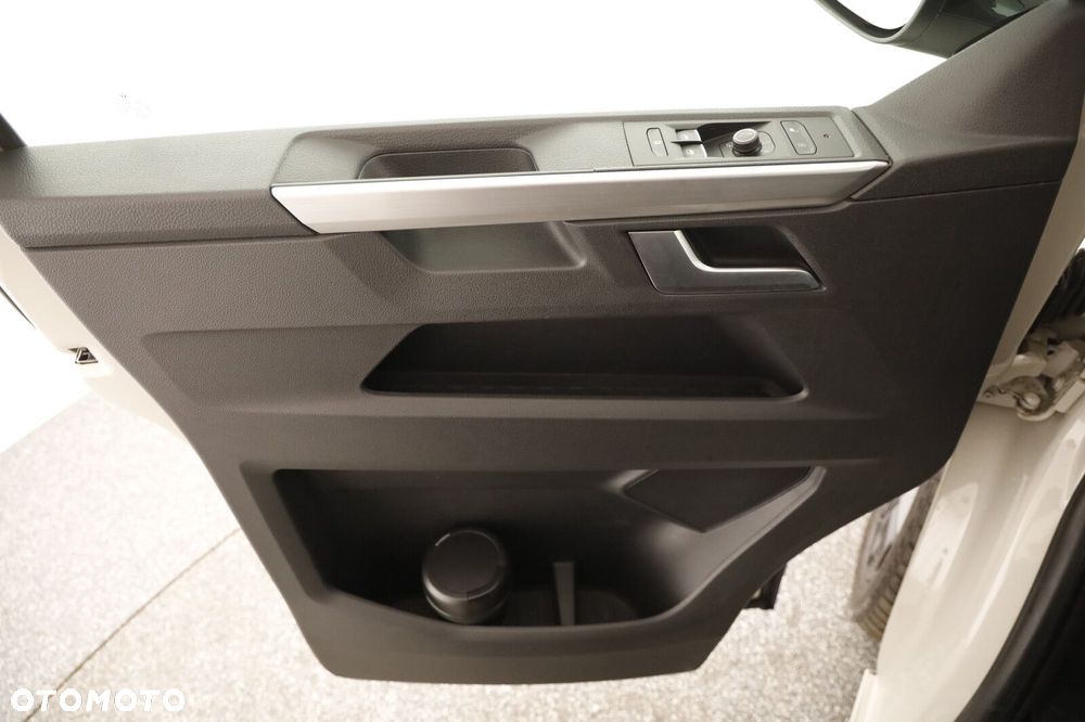 Volkswagen California - 23