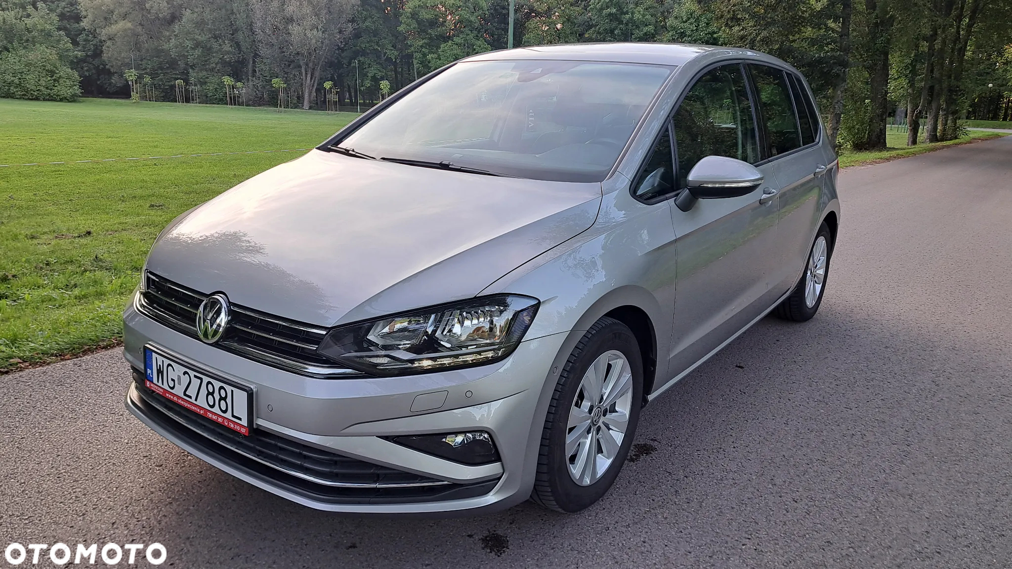 Volkswagen Golf Sportsvan 1.5 TSI ACT DSG Comfortline - 16