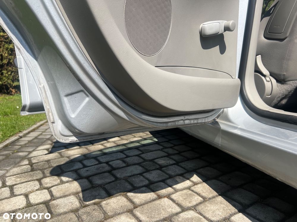 Peugeot 207 1.4 - 13