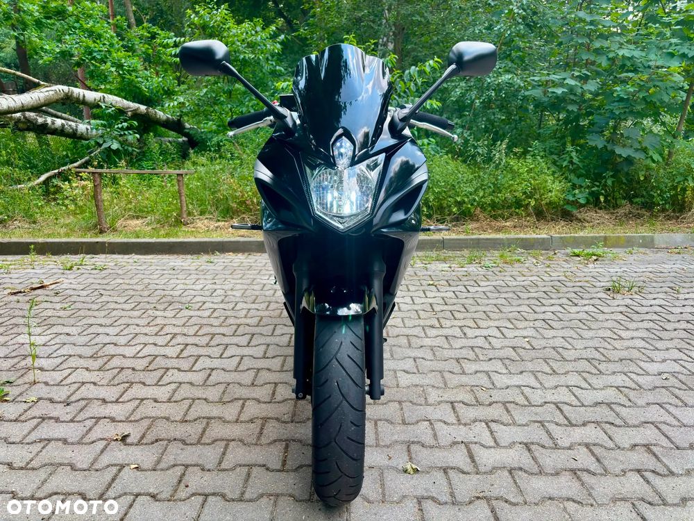 Yamaha XJ - 4