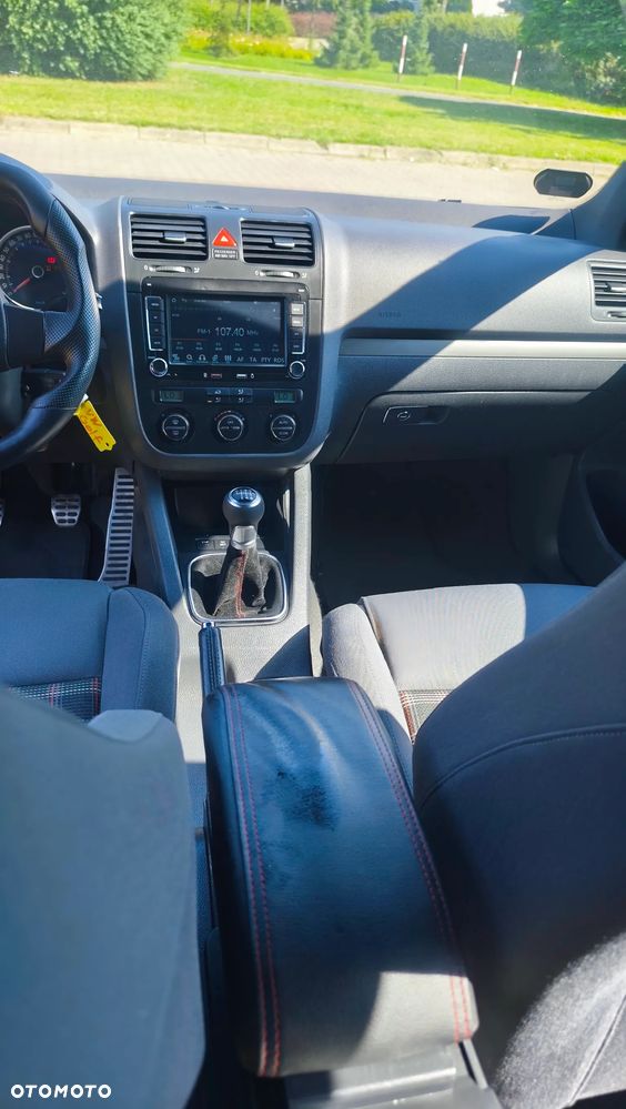 Volkswagen Golf 2.0 TSI GTI - 32