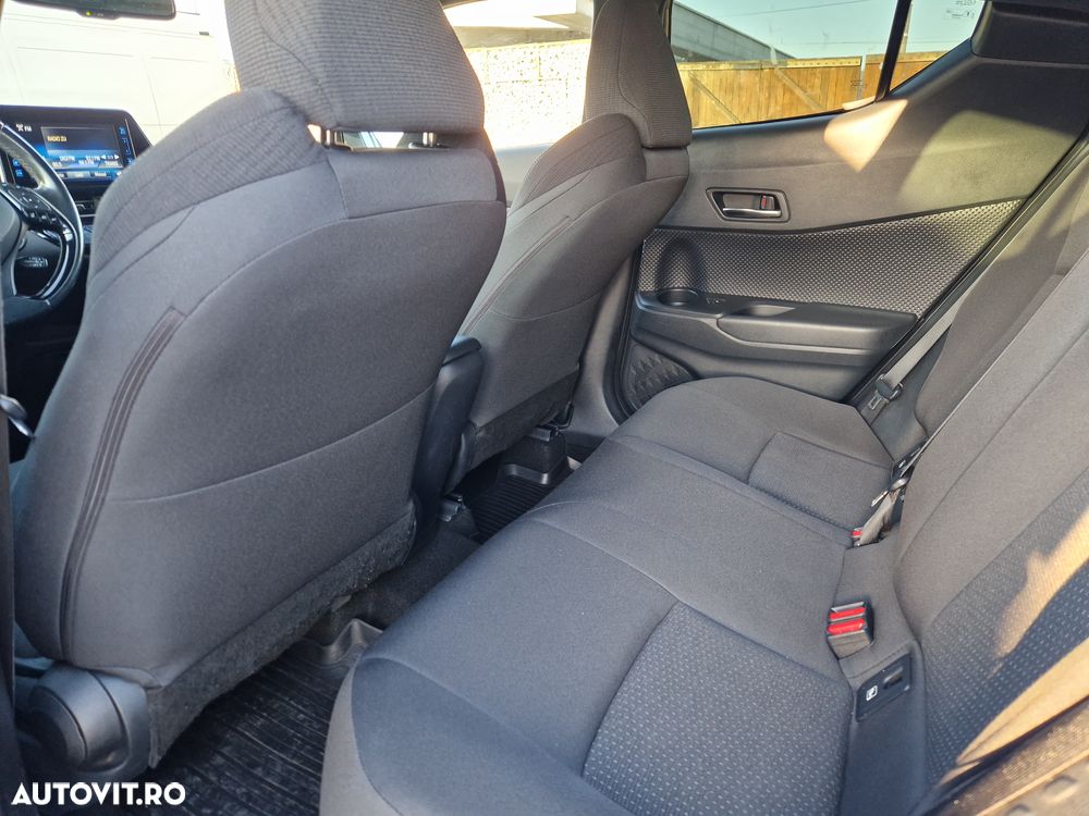 Toyota C-HR 1.8 HSD 4x2 CVT C-lassy - 10