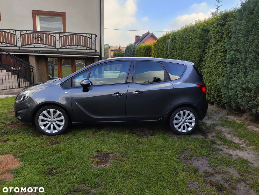 Opel Meriva - 11