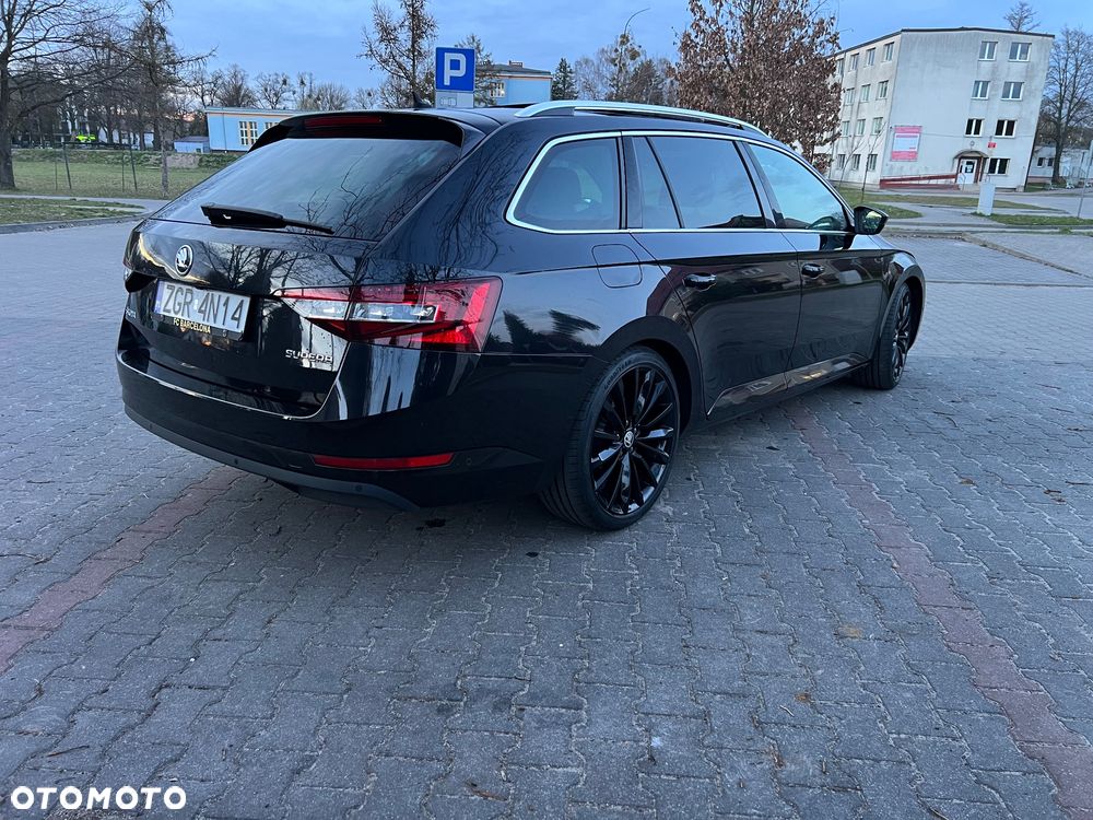 Skoda Superb 2.0 TDI Style DSG - 16