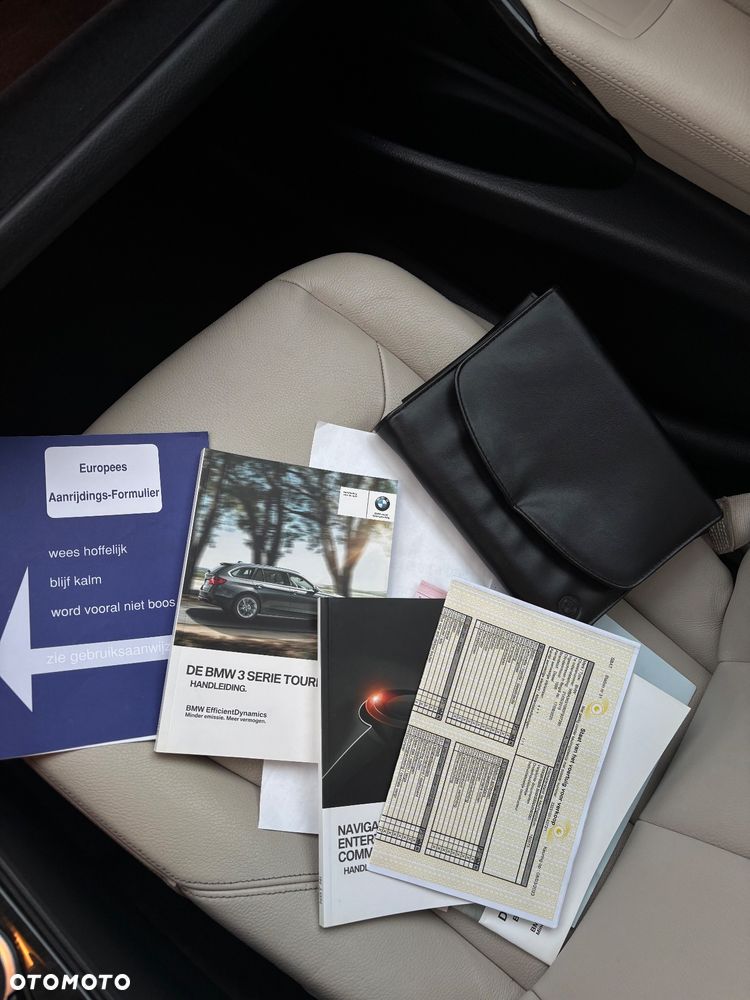 BMW Seria 3 316d Luxury Line - 12