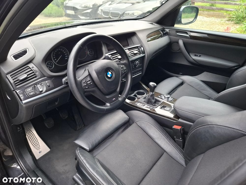 BMW X3 xDrive20i - 16