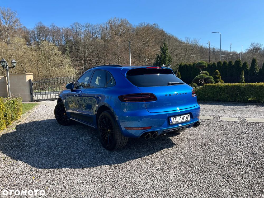 Porsche Macan - 3